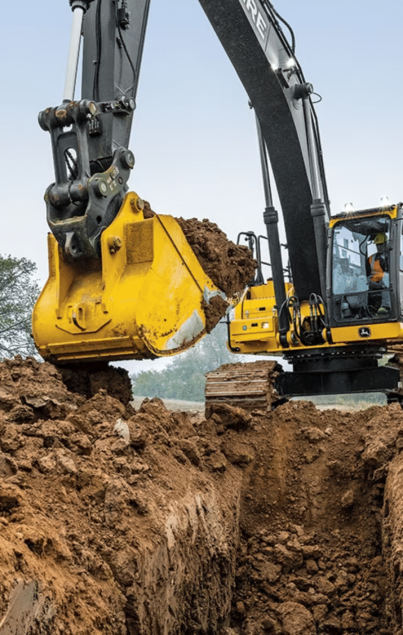 350p-smartgrade-excavator-hero-image-r4f165608_rrd_1366x768